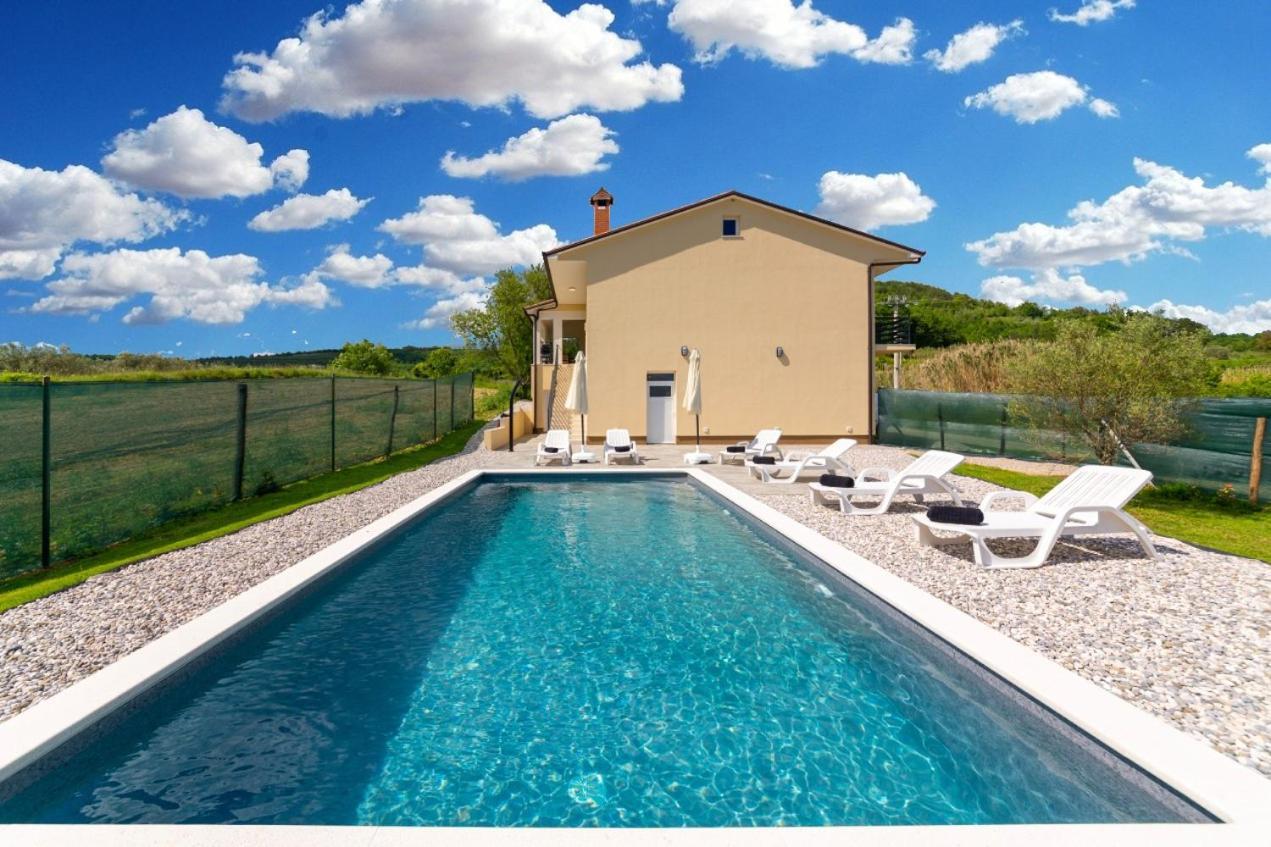 Villa Butoniga Nature Buzet Exterior photo