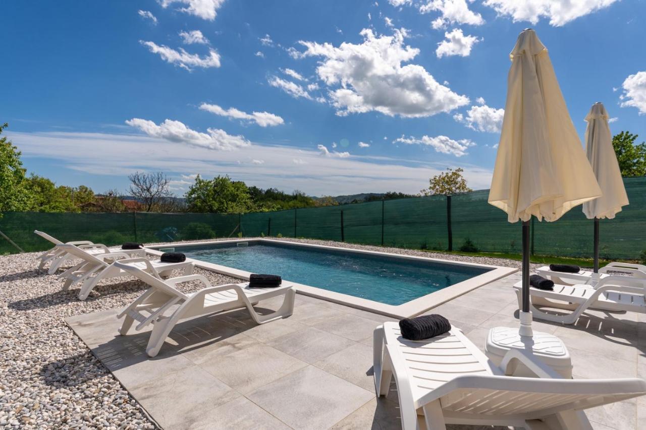 Villa Butoniga Nature Buzet Exterior photo